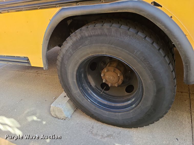 image for item MQ9550 2006 Blue Bird  school bus