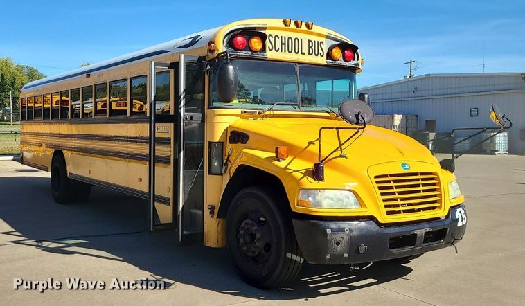 image for item MQ9551 2008 Blue Bird  school bus
