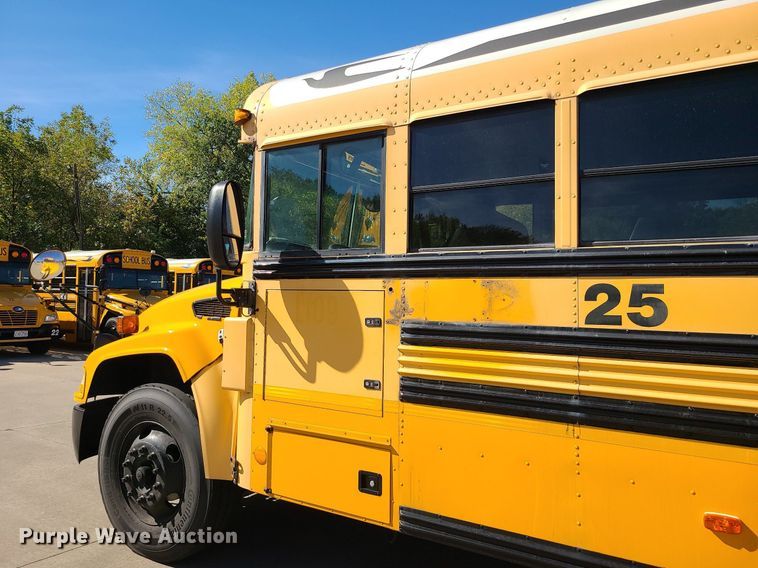image for item MQ9551 2008 Blue Bird  school bus