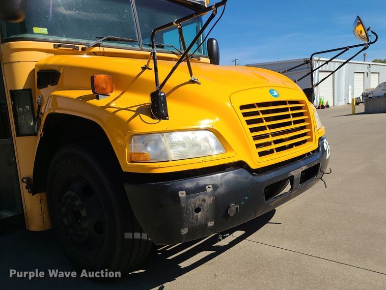 image for item MQ9551 2008 Blue Bird  school bus
