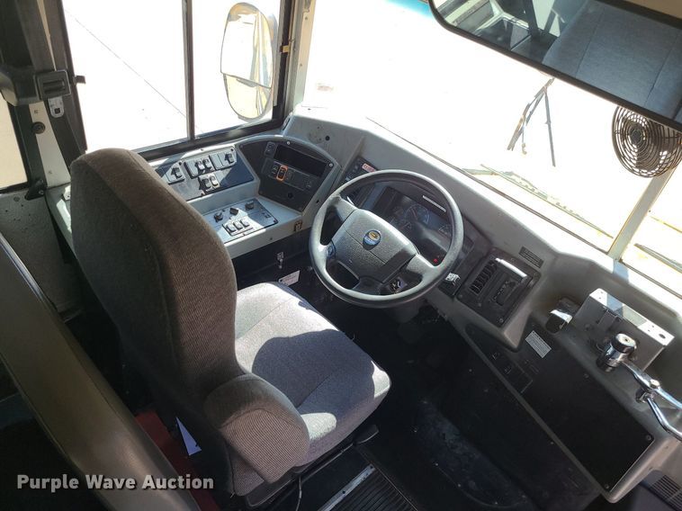 image for item MQ9551 2008 Blue Bird  school bus