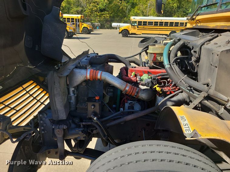 image for item MQ9551 2008 Blue Bird  school bus