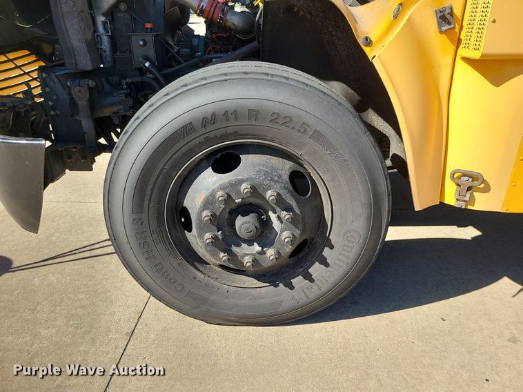 image for item MQ9551 2008 Blue Bird  school bus