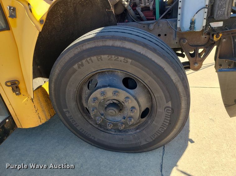 image for item MQ9551 2008 Blue Bird  school bus