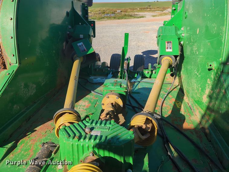 image for item MX9498 John Deere  batwing rotary mower