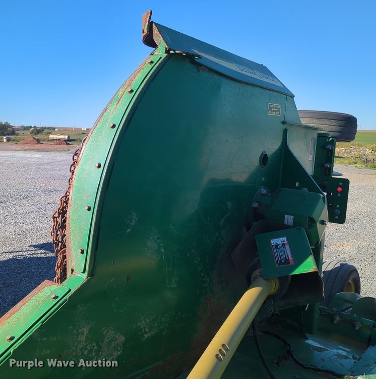 image for item MX9498 John Deere  batwing rotary mower