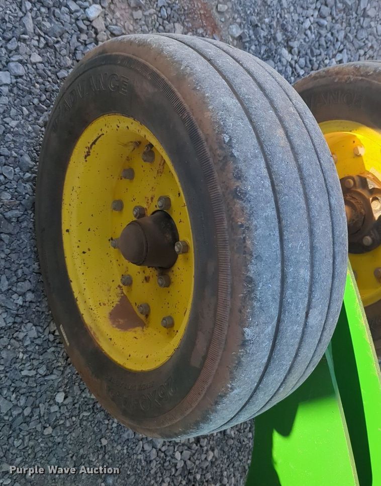 image for item MX9498 John Deere  batwing rotary mower