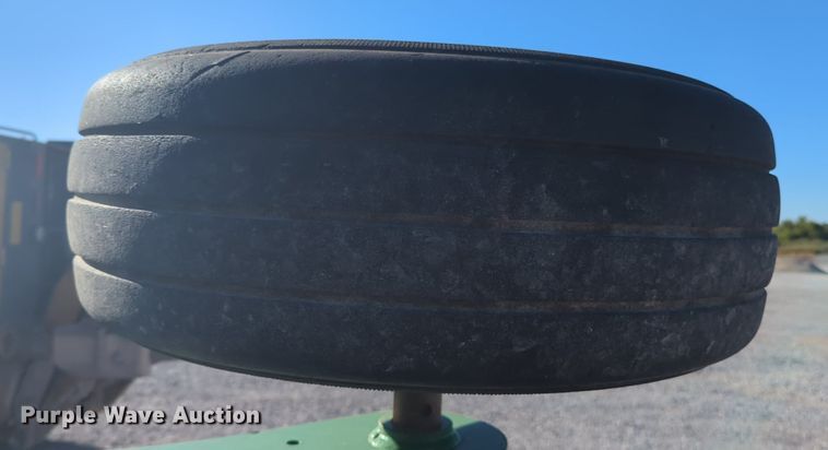 image for item MX9498 John Deere  batwing rotary mower