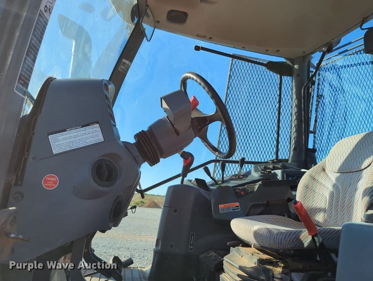 image for item MX9499 2018 Kubota M6-141  MFWD tractor