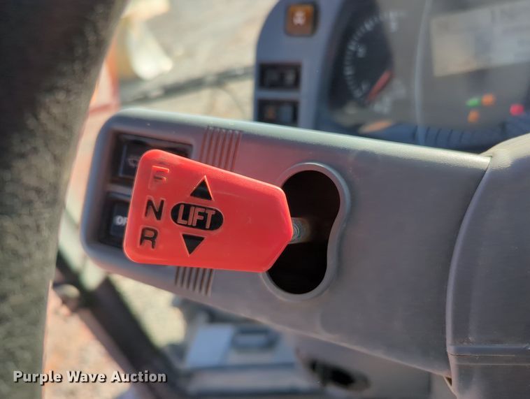 image for item MX9499 2018 Kubota M6-141  MFWD tractor