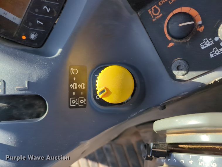 image for item MX9499 2018 Kubota M6-141  MFWD tractor