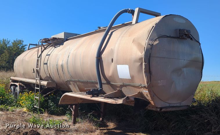 image for item MX9500 1966 Butler MFG Co  tank trailer