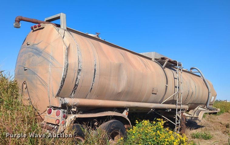 image for item MX9500 1966 Butler MFG Co  tank trailer