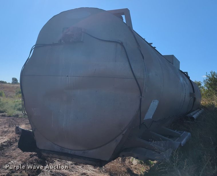 image for item MX9500 1966 Butler MFG Co  tank trailer