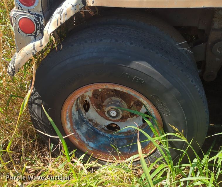 image for item MX9500 1966 Butler MFG Co  tank trailer