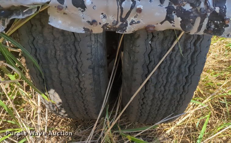 image for item MX9500 1966 Butler MFG Co  tank trailer