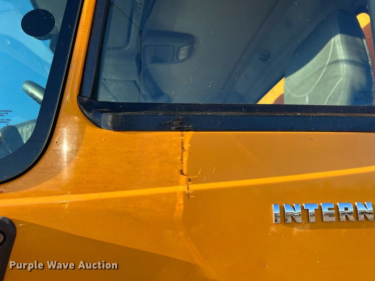 image for item NI9041 2007 International 7400  dump truck