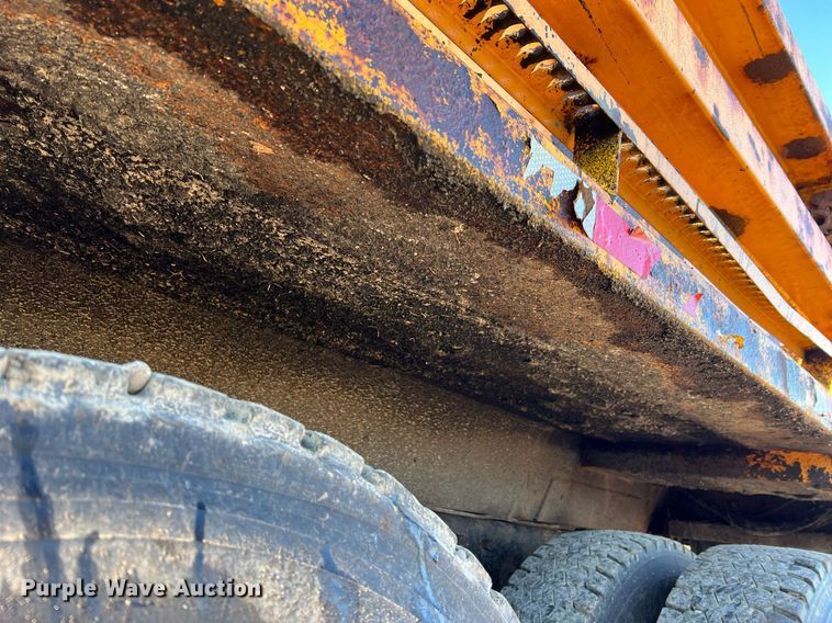 image for item NI9041 2007 International 7400  dump truck