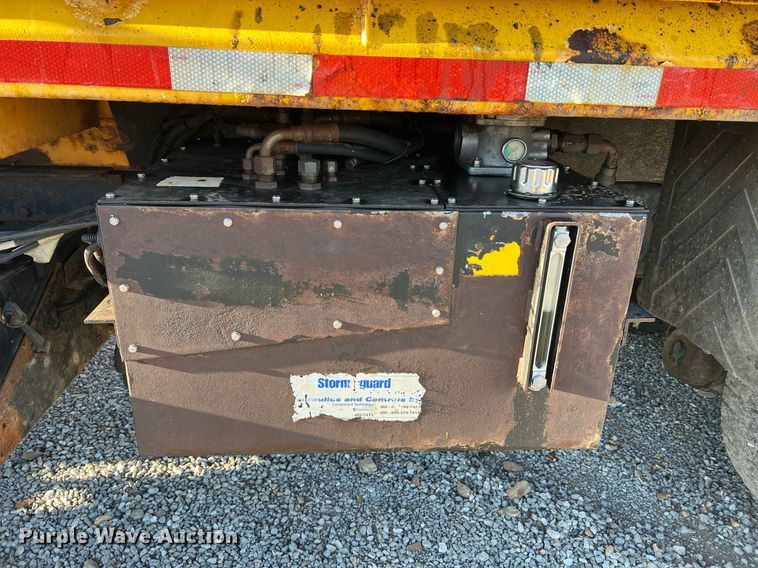 image for item NI9041 2007 International 7400  dump truck