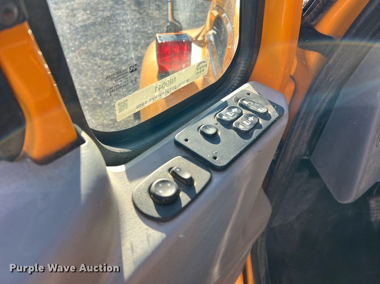 image for item NI9041 2007 International 7400  dump truck