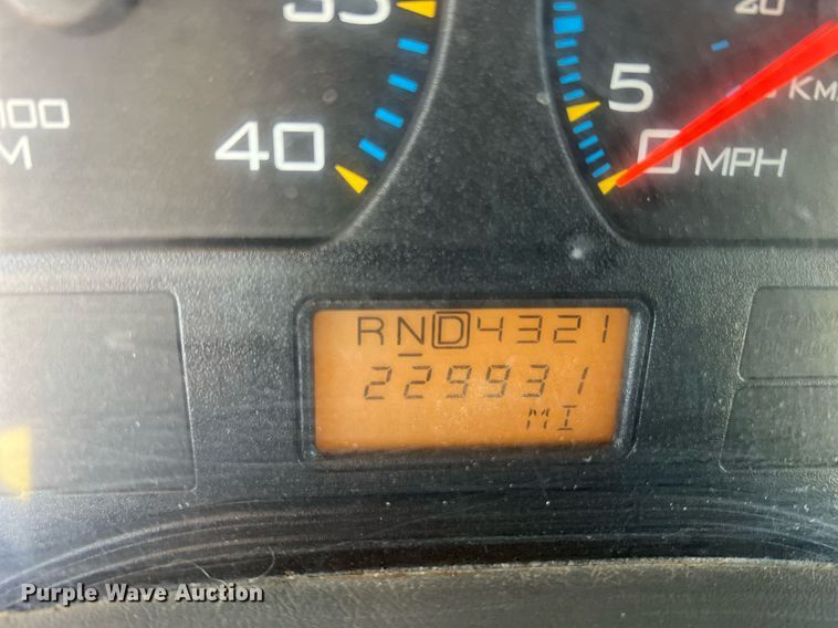 image for item NI9041 2007 International 7400  dump truck