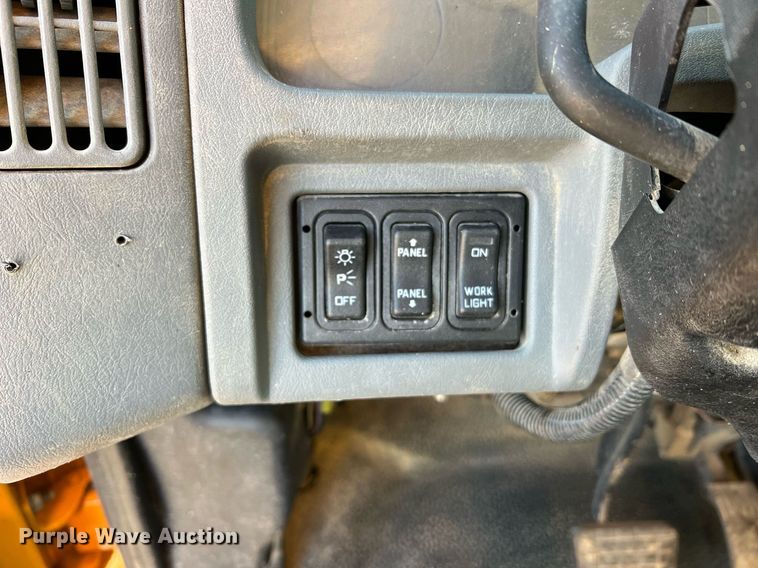 image for item NI9041 2007 International 7400  dump truck