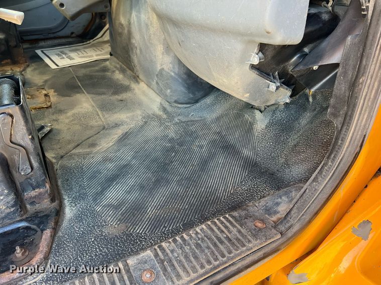 image for item NI9041 2007 International 7400  dump truck