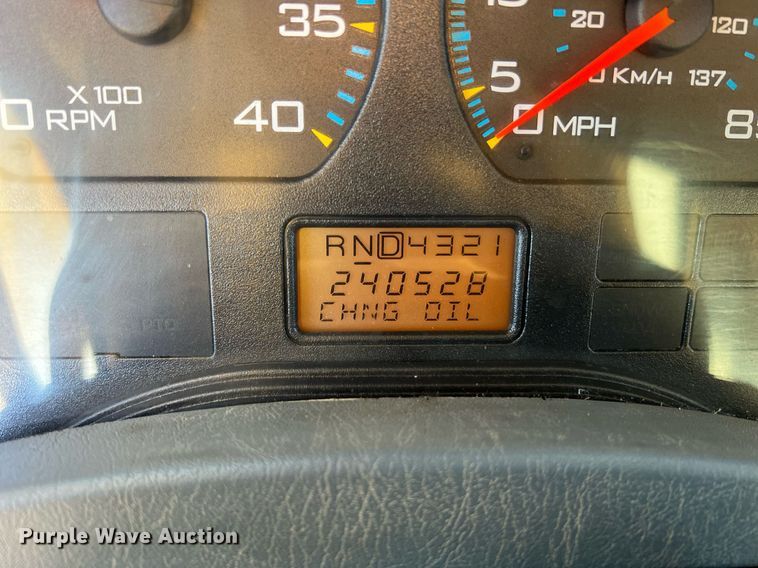 image for item NI9042 2006 International 7400  dump truck