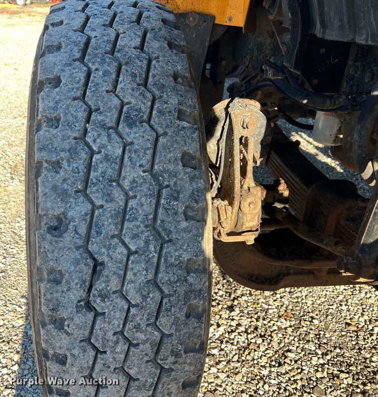 image for item NI9042 2006 International 7400  dump truck