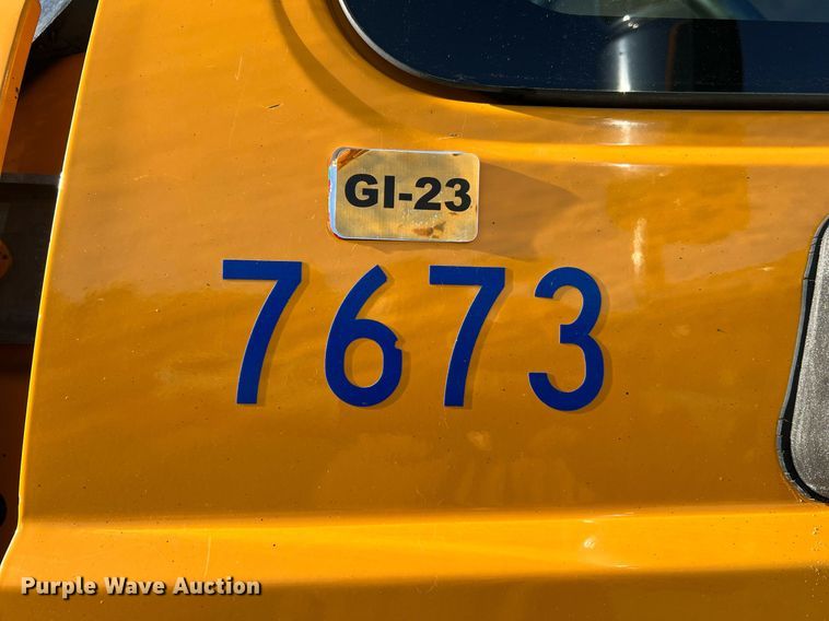 image for item NI9042 2006 International 7400  dump truck