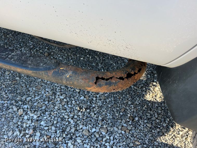 image for item NI9043 2009 Dodge Ram 5500HD  Quad Cab flatbed truck