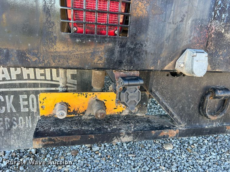 image for item NI9043 2009 Dodge Ram 5500HD  Quad Cab flatbed truck