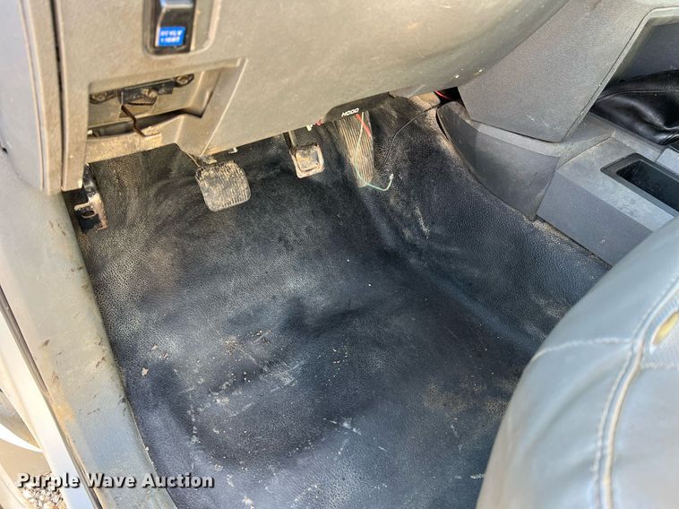 image for item NI9043 2009 Dodge Ram 5500HD  Quad Cab flatbed truck