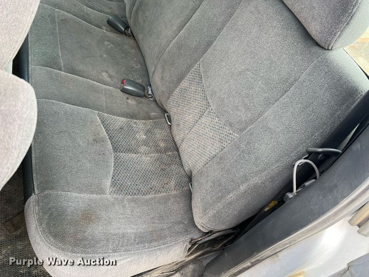 image for item NI9059 2005 Chevrolet Silverado 1500  Ext. Cab pickup truck cab and chassis