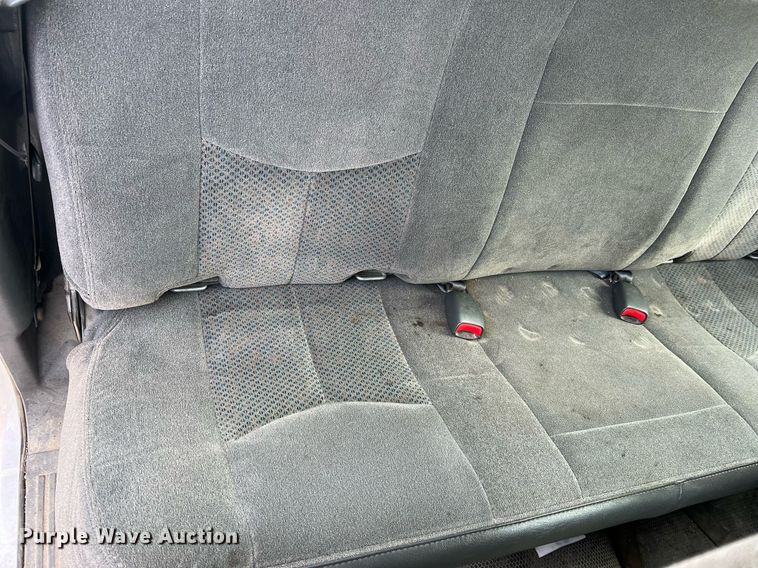 image for item NI9059 2005 Chevrolet Silverado 1500  Ext. Cab pickup truck cab and chassis