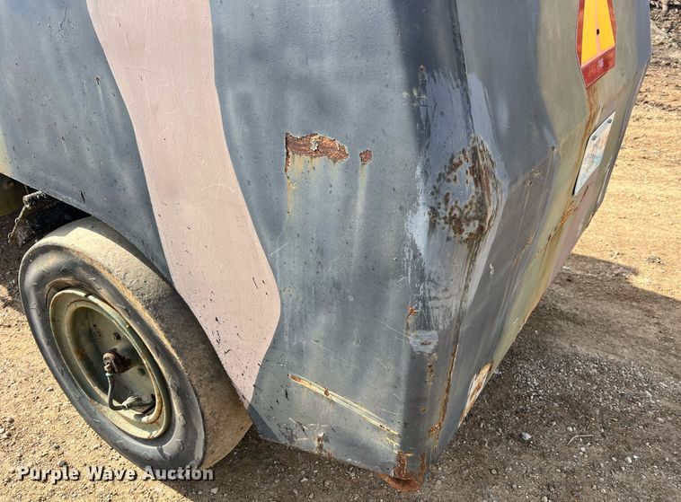 image for item NI9060 Hyster C530  pneumatic roller