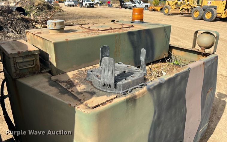 image for item NI9060 Hyster C530  pneumatic roller