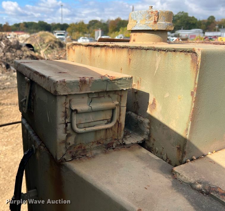 image for item NI9060 Hyster C530  pneumatic roller