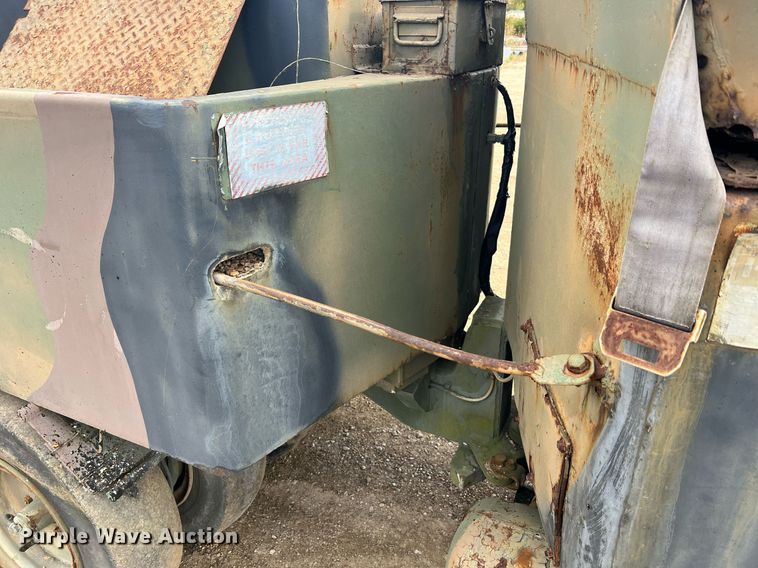 image for item NI9060 Hyster C530  pneumatic roller