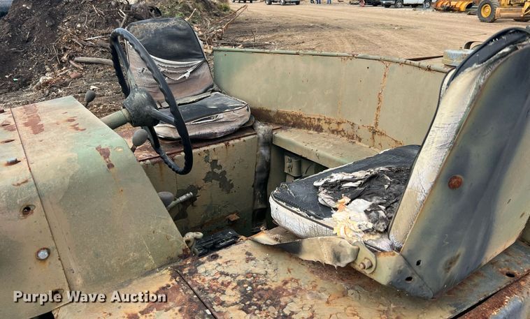 image for item NI9060 Hyster C530  pneumatic roller