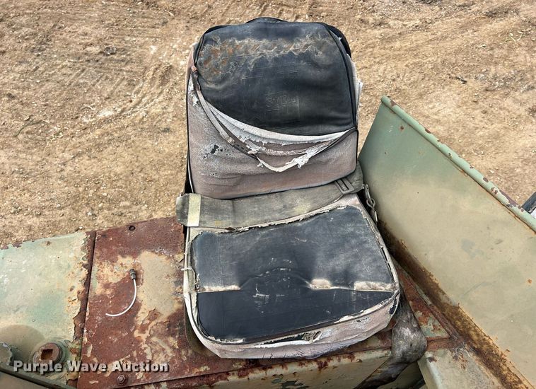 image for item NI9060 Hyster C530  pneumatic roller