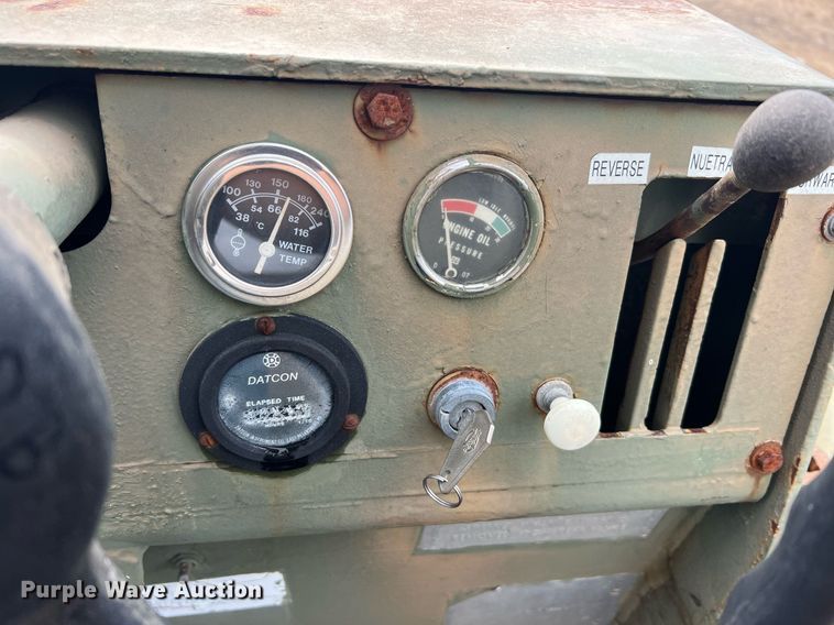 image for item NI9060 Hyster C530  pneumatic roller