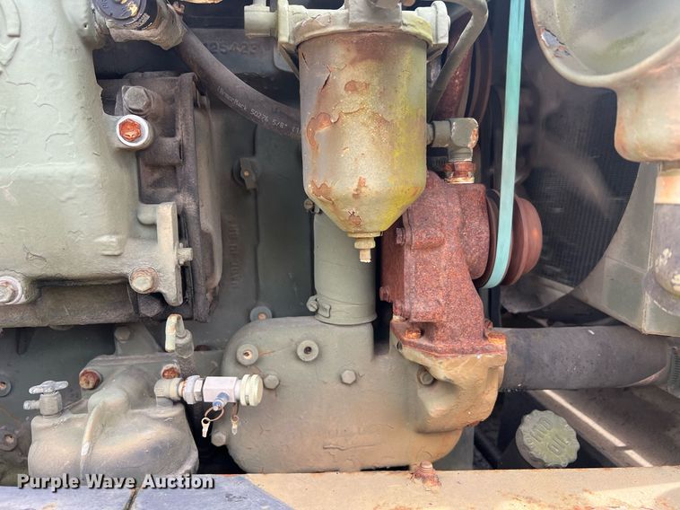 image for item NI9060 Hyster C530  pneumatic roller