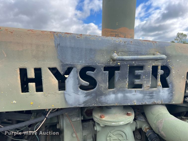 image for item NI9060 Hyster C530  pneumatic roller