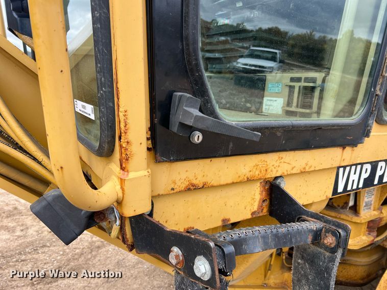 image for item NI9061 2005 Caterpillar 12H  VHP motor grader