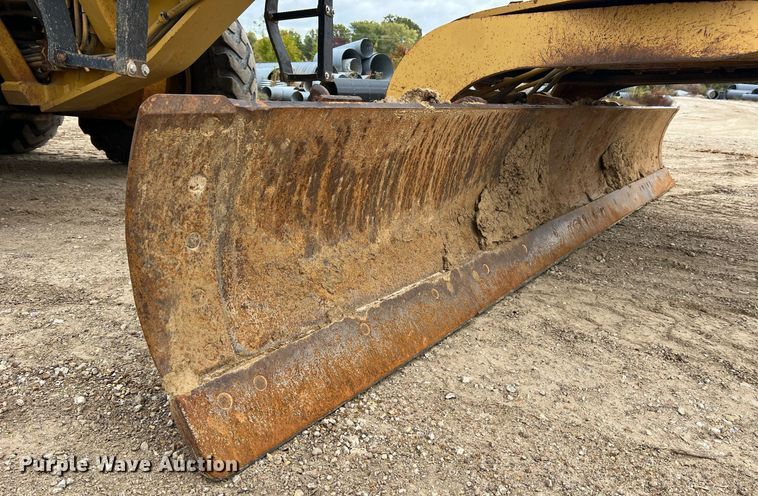 image for item NI9061 2005 Caterpillar 12H  VHP motor grader