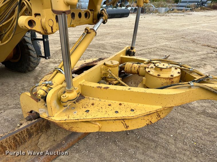 image for item NI9061 2005 Caterpillar 12H  VHP motor grader