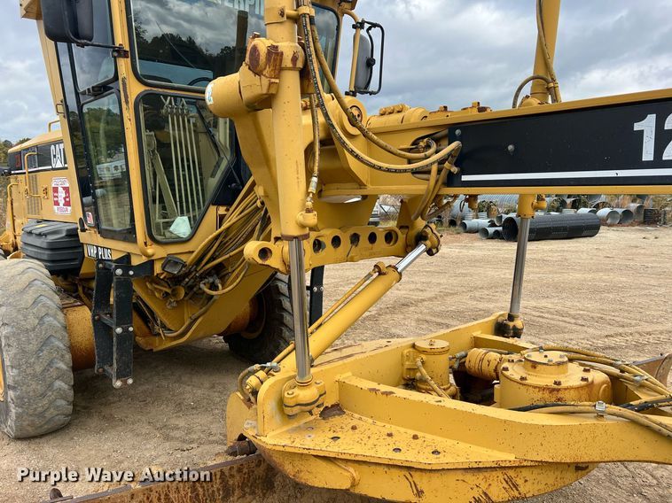 image for item NI9061 2005 Caterpillar 12H  VHP motor grader