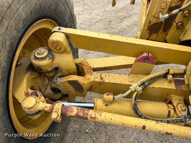 image for item NI9061 2005 Caterpillar 12H  VHP motor grader