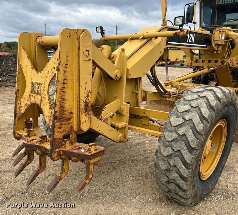 image for item NI9061 2005 Caterpillar 12H  VHP motor grader